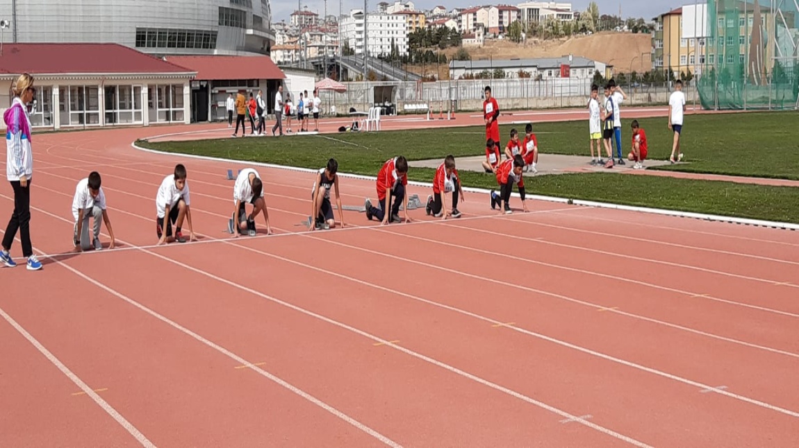 Türkiye'nin En Hızlısı Atletizm İl Seçmeleri